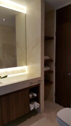 The Colonnade (D10), Condominium #341588051